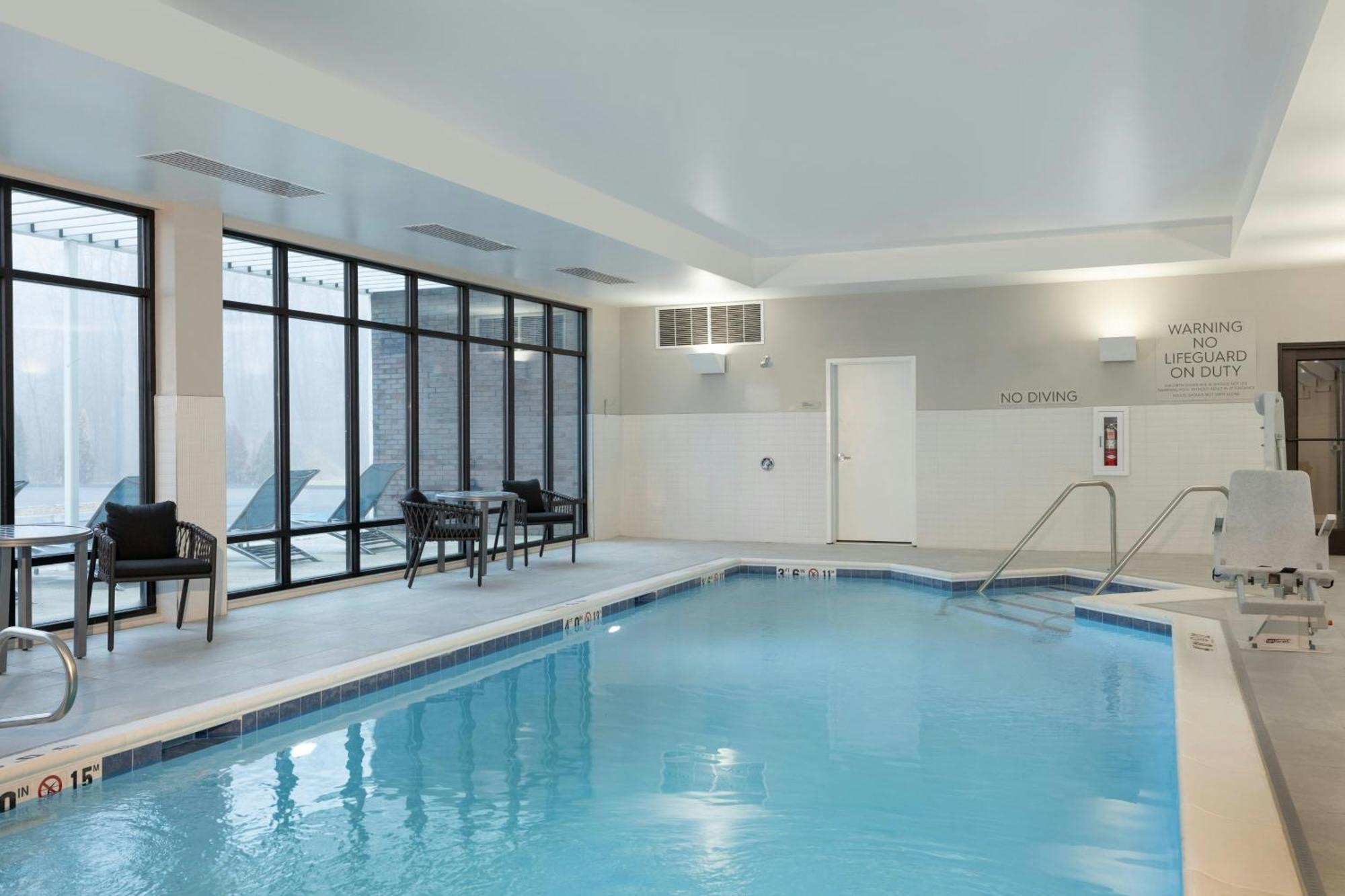 Towneplace Suites By Marriott Hadley Amherst Esterno foto