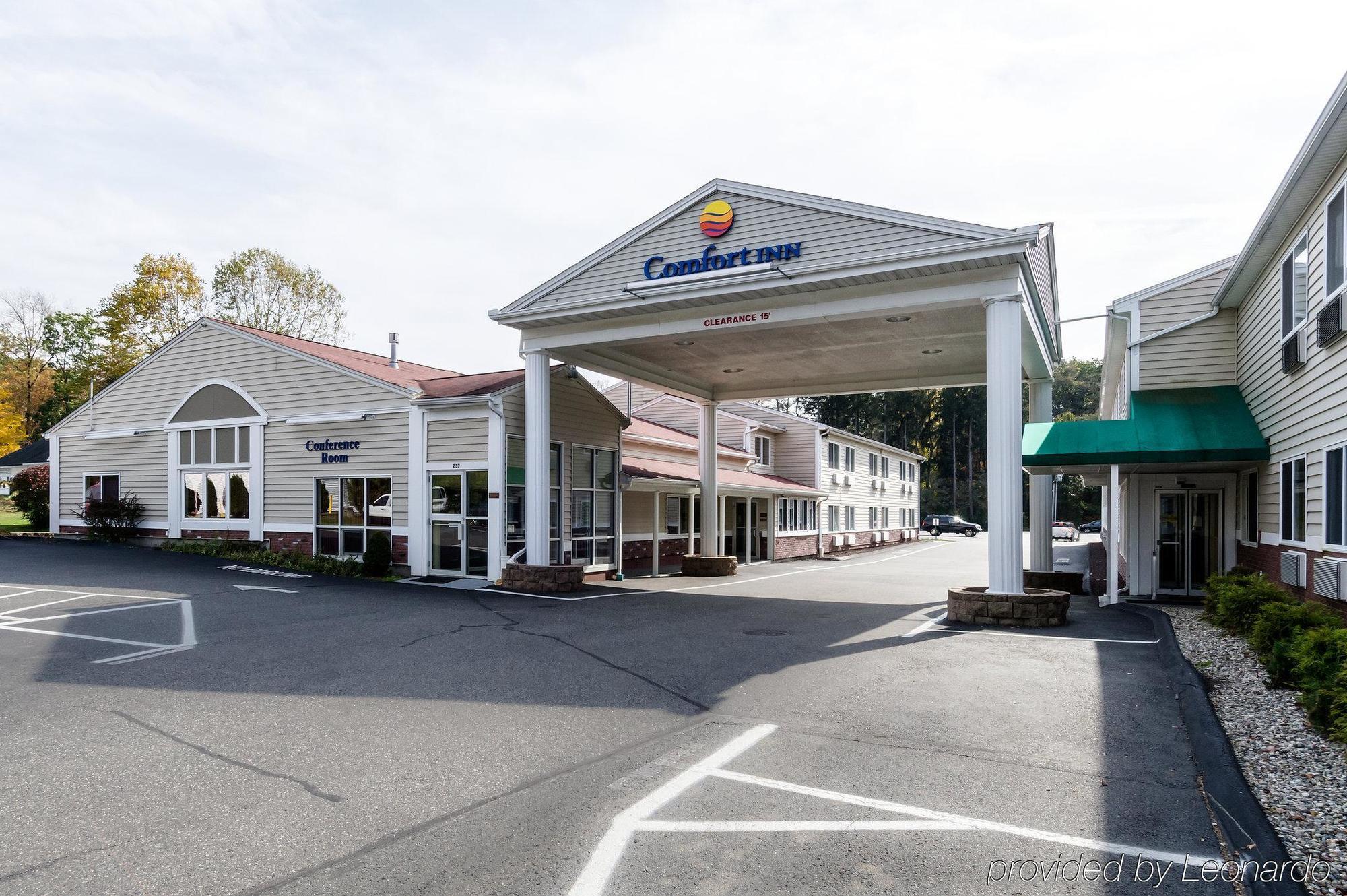 Towneplace Suites By Marriott Hadley Amherst Esterno foto