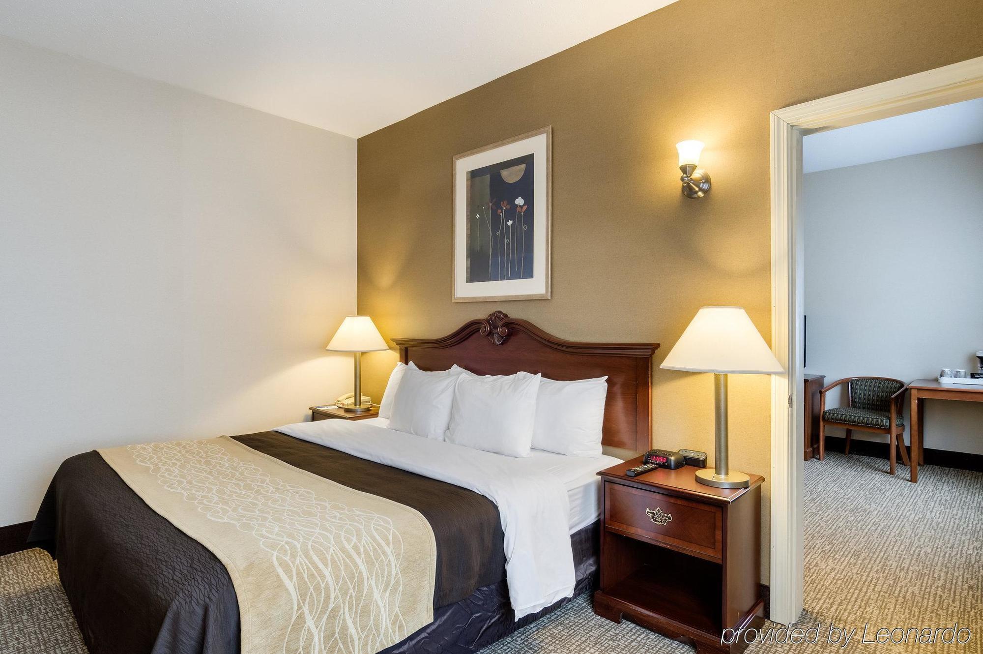Towneplace Suites By Marriott Hadley Amherst Esterno foto