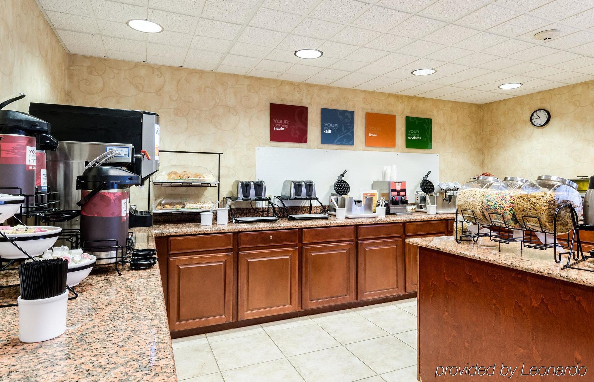 Towneplace Suites By Marriott Hadley Amherst Esterno foto