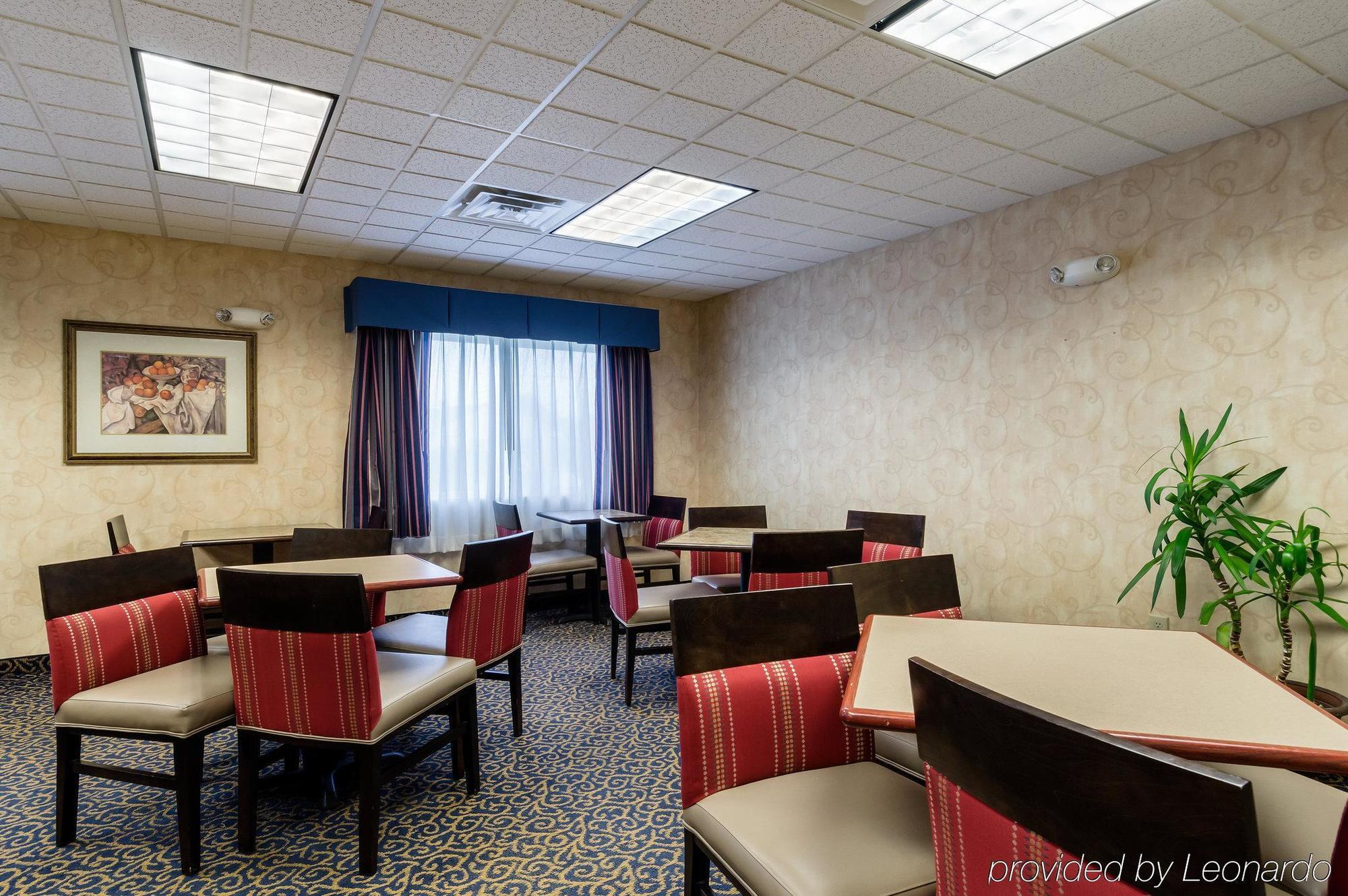 Towneplace Suites By Marriott Hadley Amherst Esterno foto