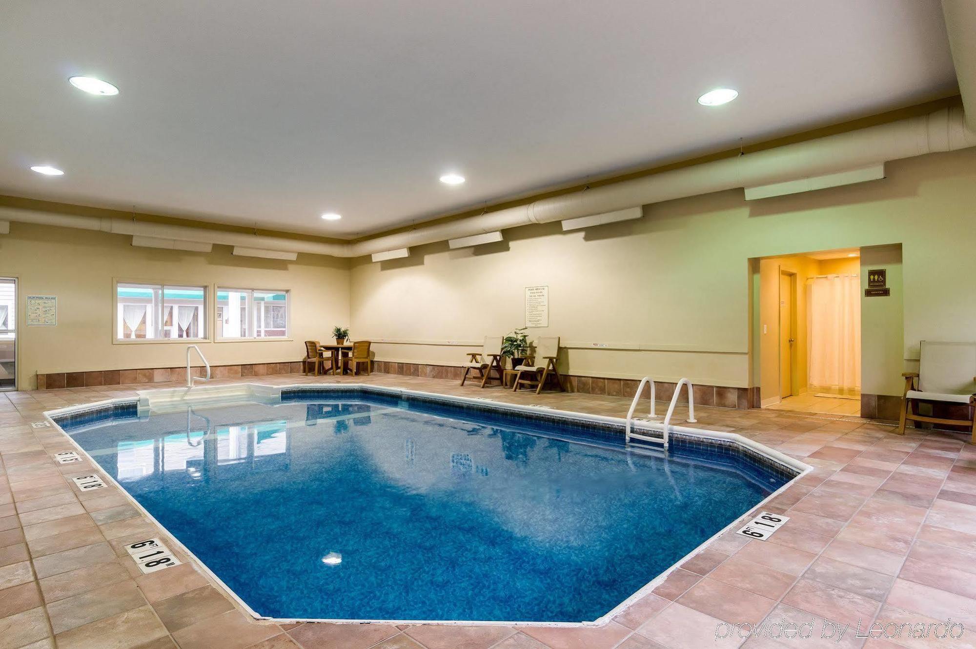 Towneplace Suites By Marriott Hadley Amherst Esterno foto
